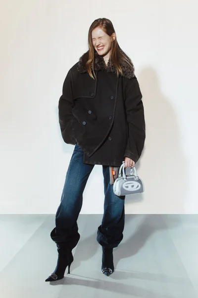 Look 32